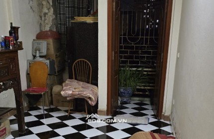 CHO THUÊ NHÀ NGÕ 189 NGUYỄN NGỌC VŨ, 5 TẦNG, 45M2, 4 NGỦ, 4 WC, 15 TRIỆU